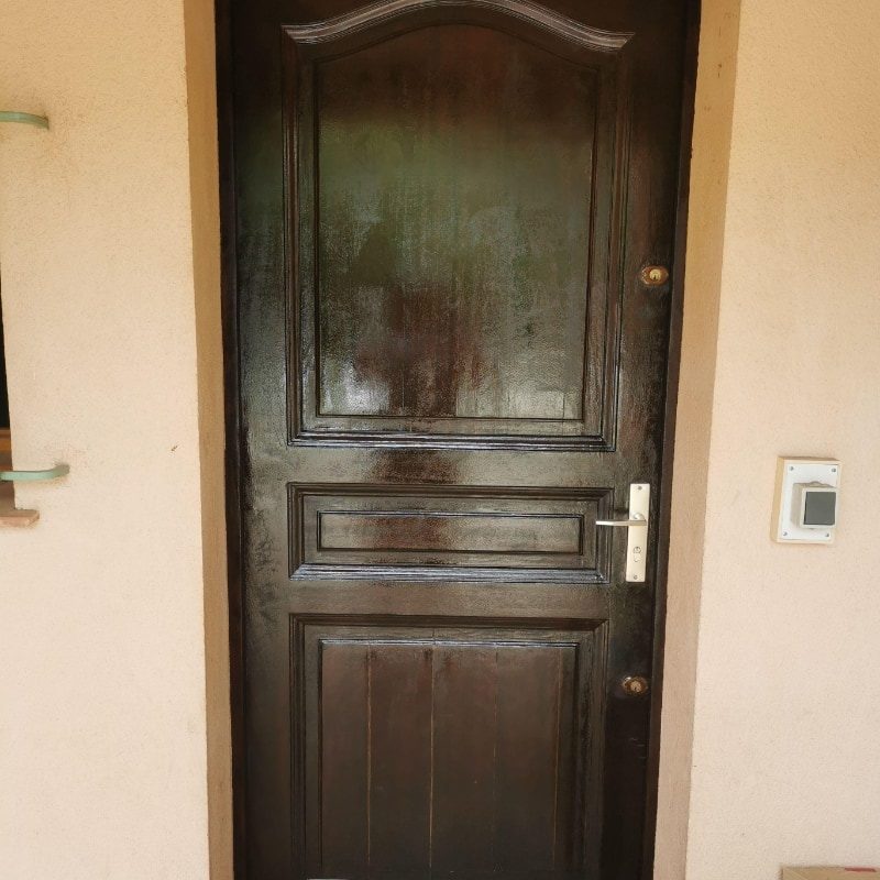Porte en bois